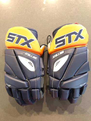 STX - Stallion 500 Syracuse Gloves #48 (Sergio Salcido)