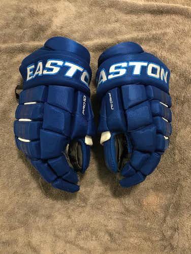 Easton PRO10 4Roll Gloves- Size 15”