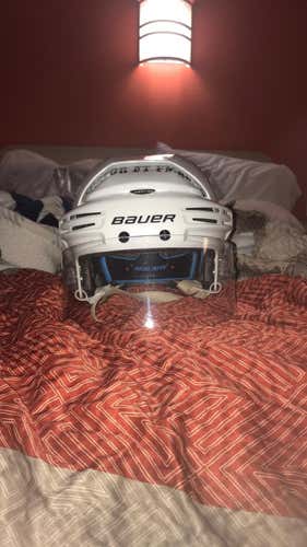 Bauer Med. Adult White Helmet With Shield Like New!
