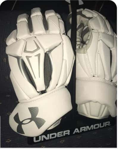 New Under Armour Command Pro 2 Gloves