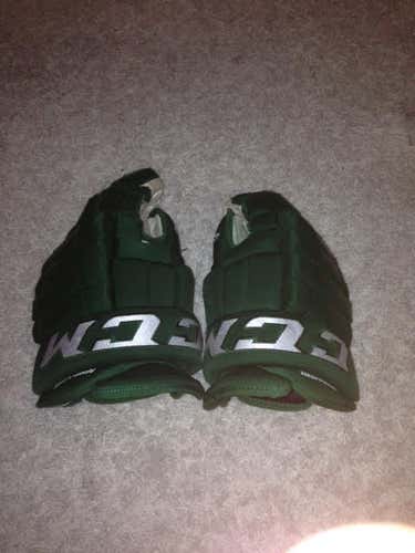 CCM Classic Pro 4-Roll Gloves Senior