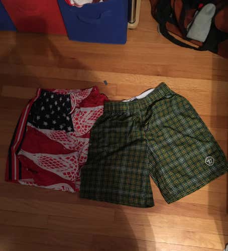 2 pairs of shorts