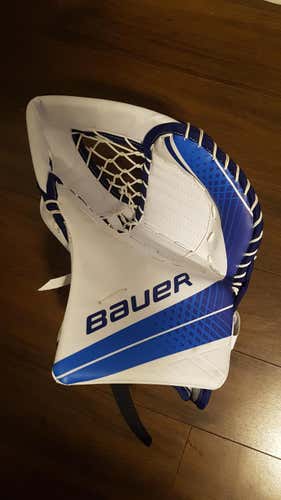 New Bauer 1x Goalie Glove PRO