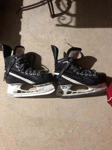 Bauer Skates Junior Size 4.5 Vapor x3 3.0 Limited Edition