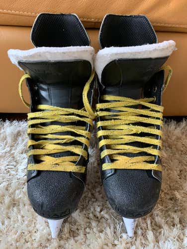 Graf G3 SENIOR HOCKEY SKATES