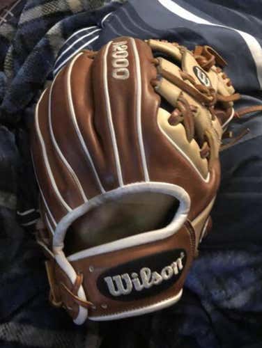 Wilson A2000