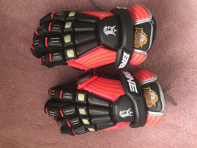 New Casey Powell Lacrosse Gloves