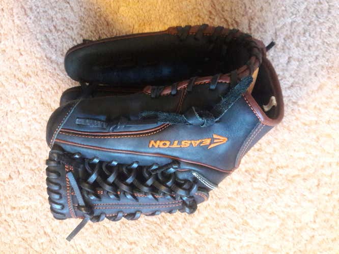 Easton Mako Glove 11.75" Infield Glove High School & College