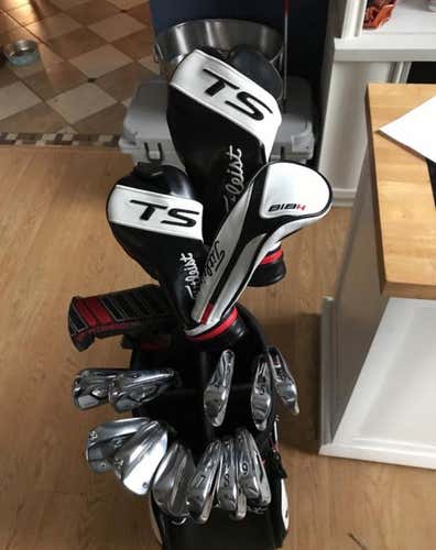 Titleist Holiday Bundle Bag