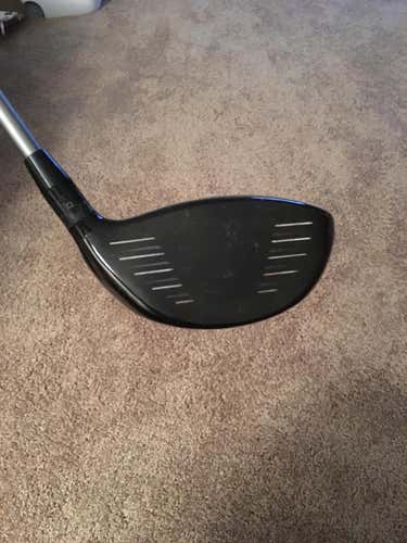 Titleist 915 D2 Driver