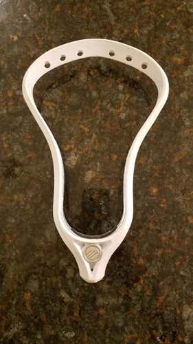 New Maverik Centrik U Head - (no tag)