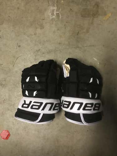 Bauer Nexus 2N Gloves 14” Basically New!