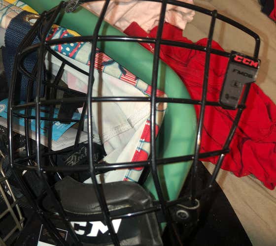 CCM FM06 Helmet Cage