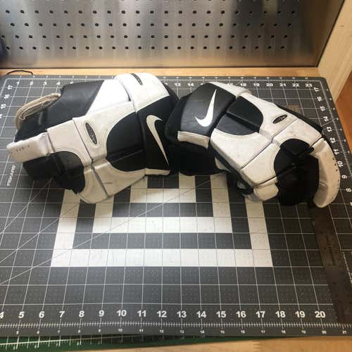 Nike Hockey Gloves