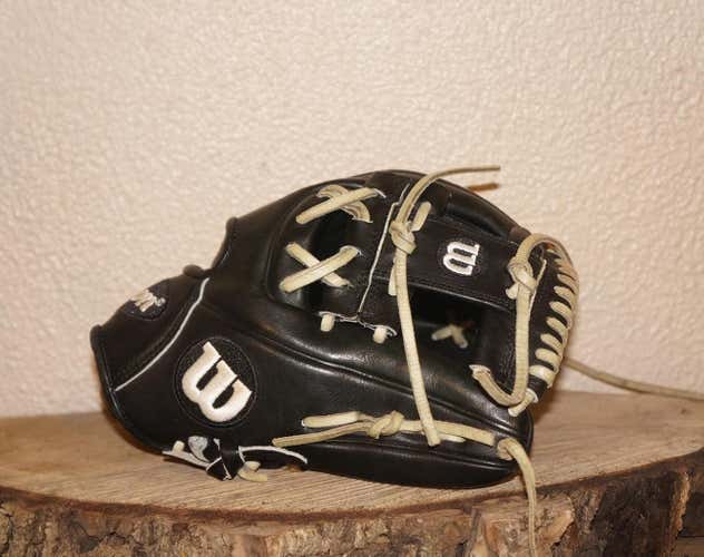 Wilson A2000 DP15 11.5 Inch Lightly Used