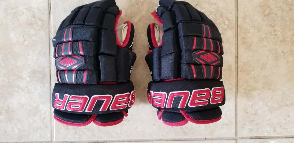 Pro Stock Bauer Nexus 800 Gloves 14" Black and Red