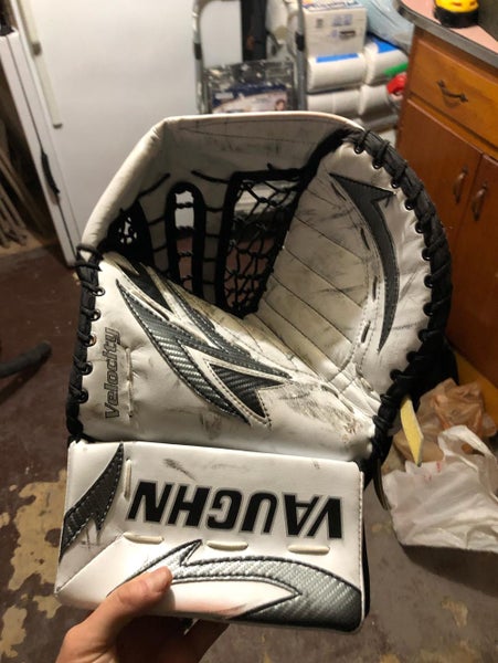 Vaughn 7600 Glove. 7600 Blocker
