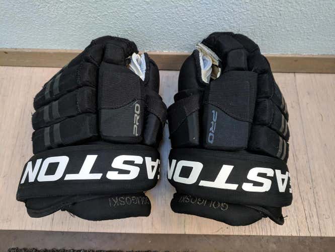 Easton 4-roll Gloves Senior 13" Pro Stock new palms