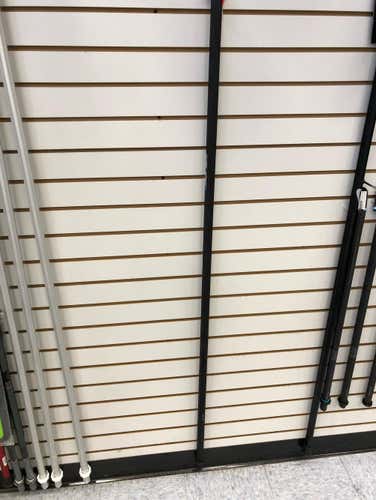 Maverik  Caliber D-pole