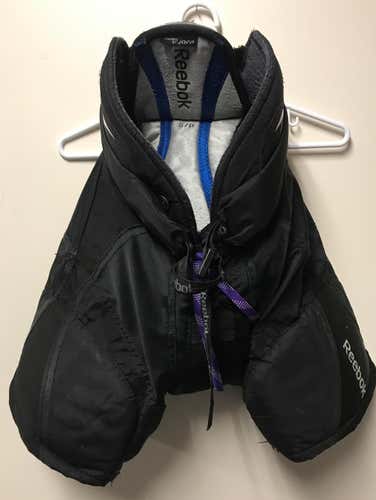 Reebok 7K Hockey Pants (RSS13)- Size S Junior