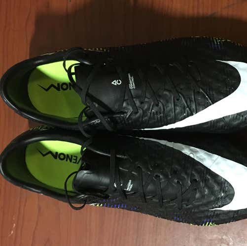 Nike Hypervenom Phinish 2 Size 9