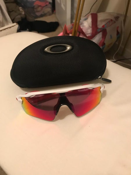 OAKLEY RADAR EV - BRAND NEW WORN TWICE