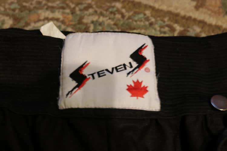 Stevens Shell Hockey Referee Pants - Medium (Senior)