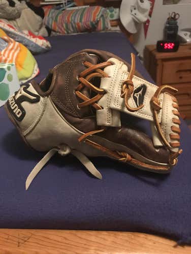 Mizuno Classic X 11.25”