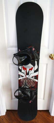ATOMIC HATCHET SNOWBOARD SIZE 156 CM WITH ATOMIC BINDINGS SIZE L