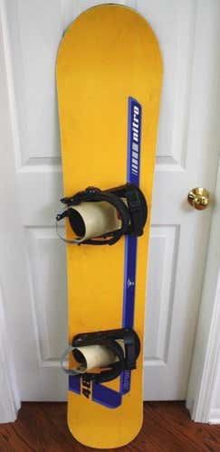 FORMULA NITRO SNOWBOARD SIZE 143 CM WITH BINDINGS SIZE M