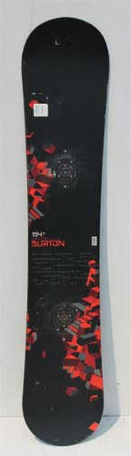 Burton Cruzer 154 cm Wide Snowboard Black/Red/Cubes - USED