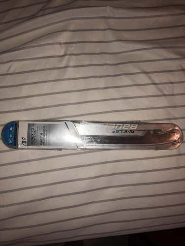New Bauer LS2 Steel Skates Senior Size 8