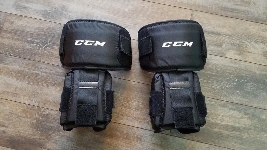 New CCM Goalie Knee & Thigh Guards Senior