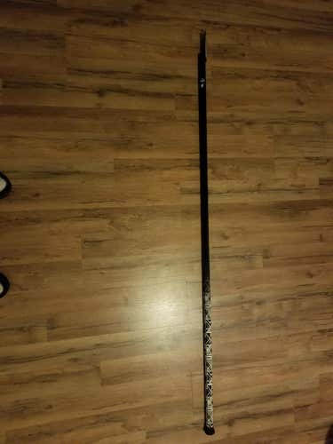 New Under Armour T22 Shaft (D Pole)