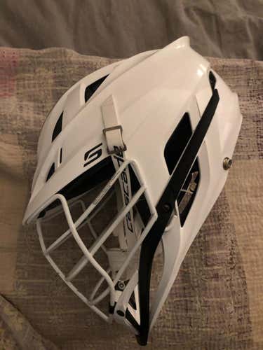 White Cascade S