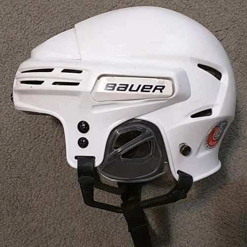Bauer 7500 Helmet - Small