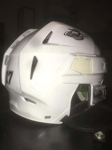 CCM V08 Helmet