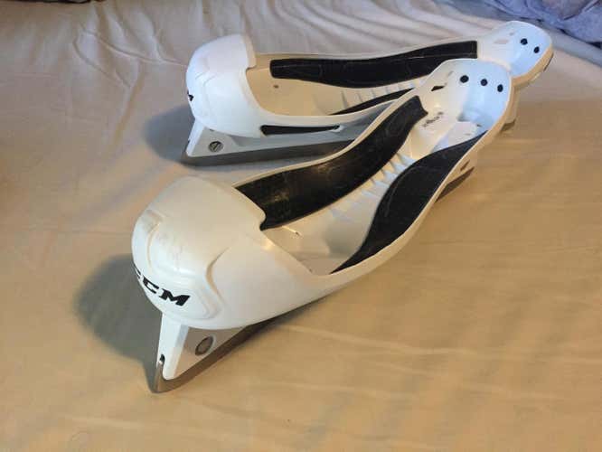 CCM Ribcor 50k Goalie Skate Cowlings