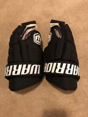 Big Christmas Reduction!! Warrior Chara model 15” New Glove