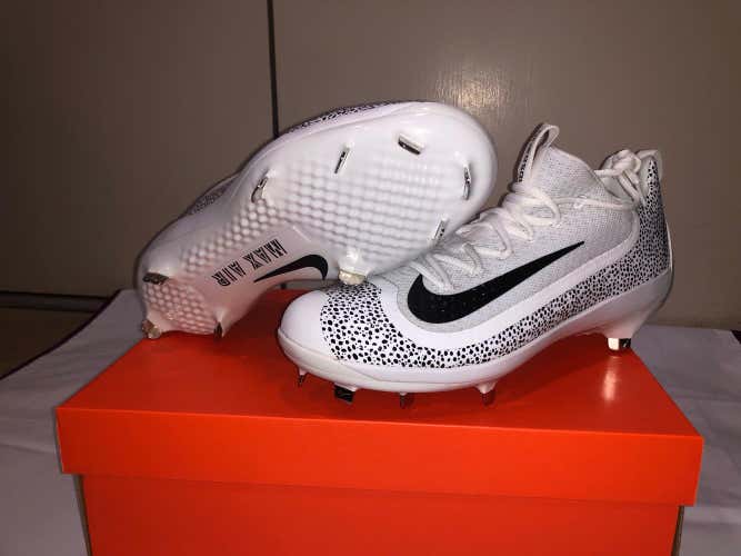 Nike Huarache Cleats Size 10