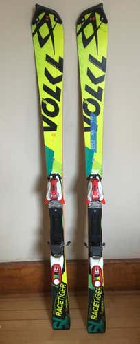 Volkl Racetiger SL Skis