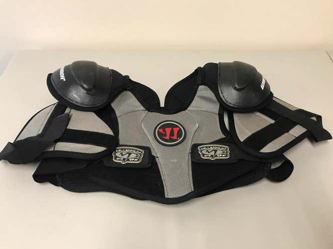 Warrior Millennium Pro Gear Shoulder Pads RSS136- Size Junior L