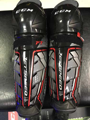 Like New Ft370 Jr Shin Guards