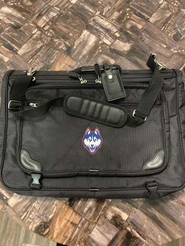 UCONN Suit Travel Bag