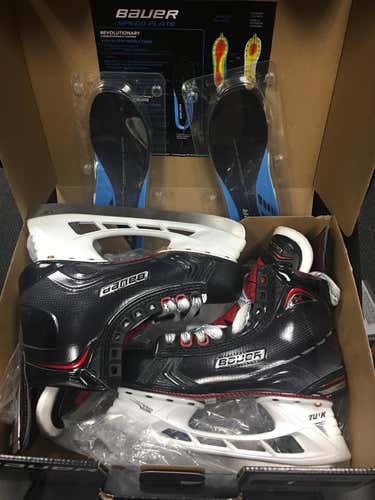 New Bauer Vapor 1X Skates Junior Size 5