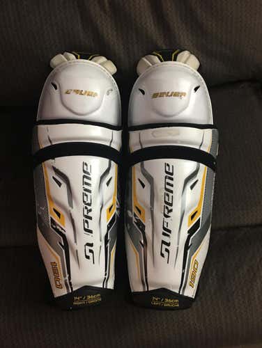 Bauer Shin Pad 14in Supreme