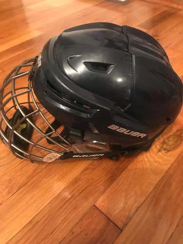 Lightly Used Bauer Navy Re-AKT Helmet with Cage Size Small
