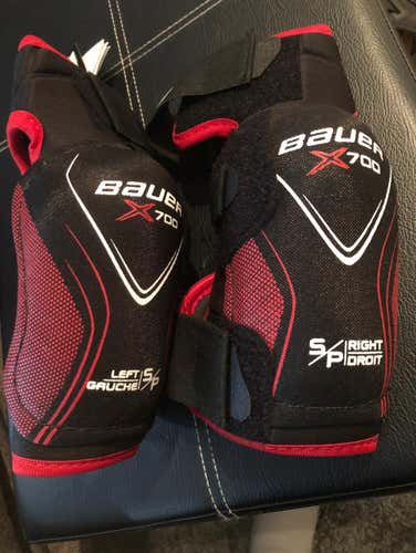 Bauer Vapour X700 Elbow Pads Small