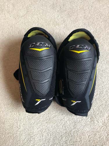 CCM Tacks 6052 Elbow Pads