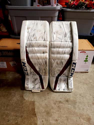 CCM Extreme Flex lll Leg Pads Sr - Varlamov 33+3